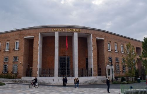 BSH nderton skenaret e ndikimit te Covid ne ekonomi: 4 kushte per daljen nga kriza